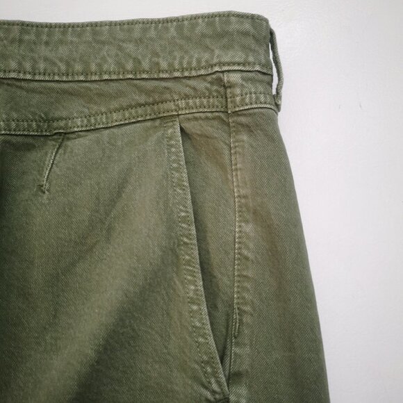 NWT Universal Thread Ladies Size 20W High Rise A-line Midi Green Jean Shorts - Picture 11 of 15